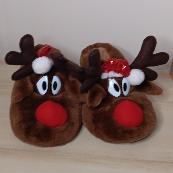Christmas Reindeer Slippers Joe Boxer Sz 5/6 - Picture 1 of 3